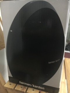 Loa Harman kardon onyx 1
