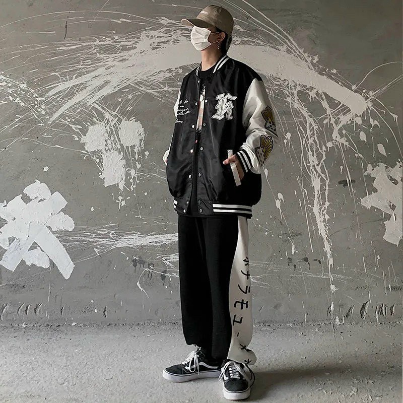 Áo Khoác Dù BomBer Nam Nữ Nút Bấm Thêu Hình Hai Bên Cánh Tay