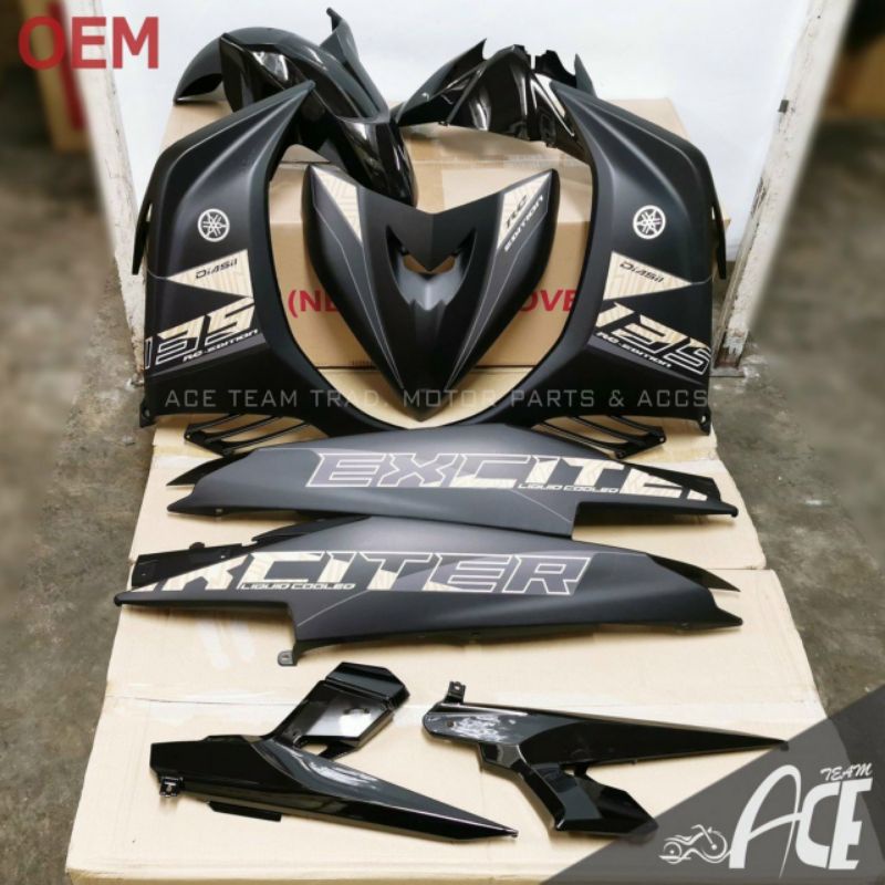 tem rời exciter 135 đen nhám