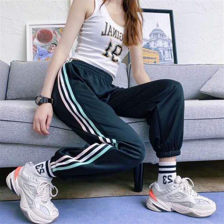 Quần thể thao kiểu dài ống bó phong cách Hàn Quốc năng động cho nữ | BigBuy360 - bigbuy360.vn