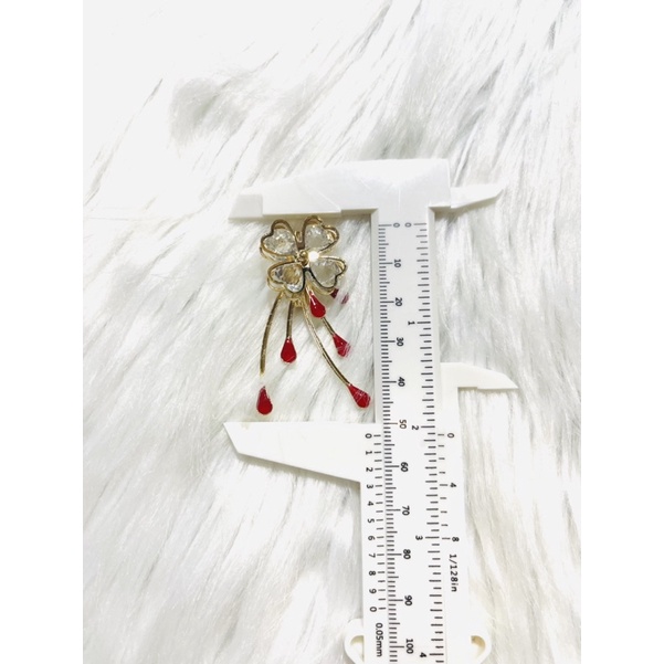 Cài áo xinh. Có 3 kiểu