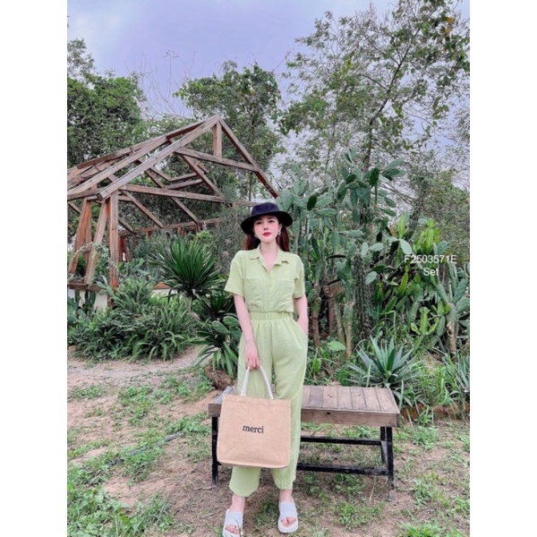 Set áo sơ mi xốp tay ngắn quần dài suông 2503