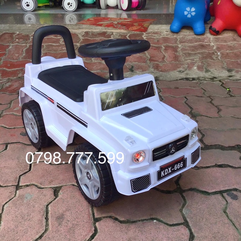 Xe chò chân ô tô 666