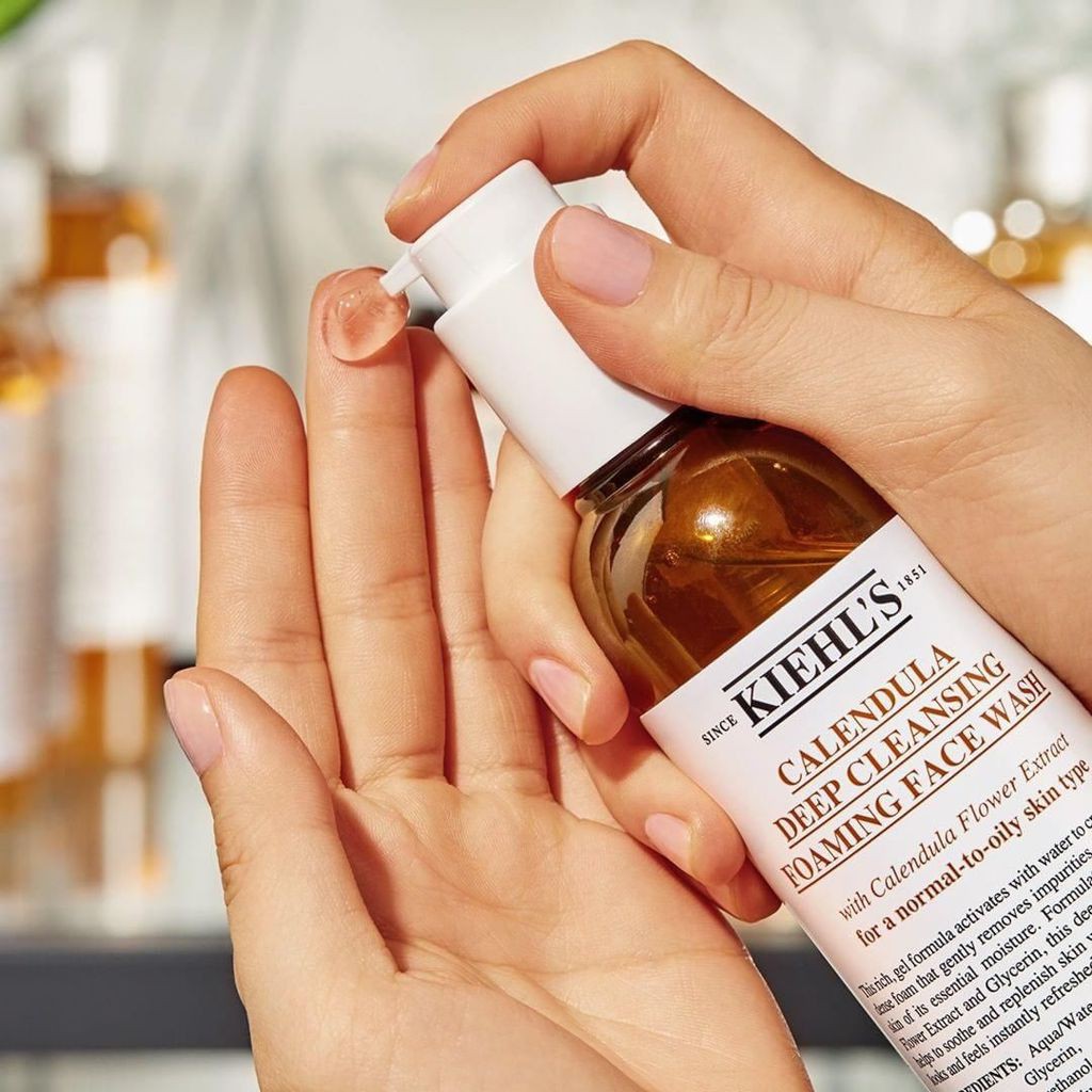 Sữa Rửa Mặt hoa cúc Kiehl’s Calendula Deep Cleansing