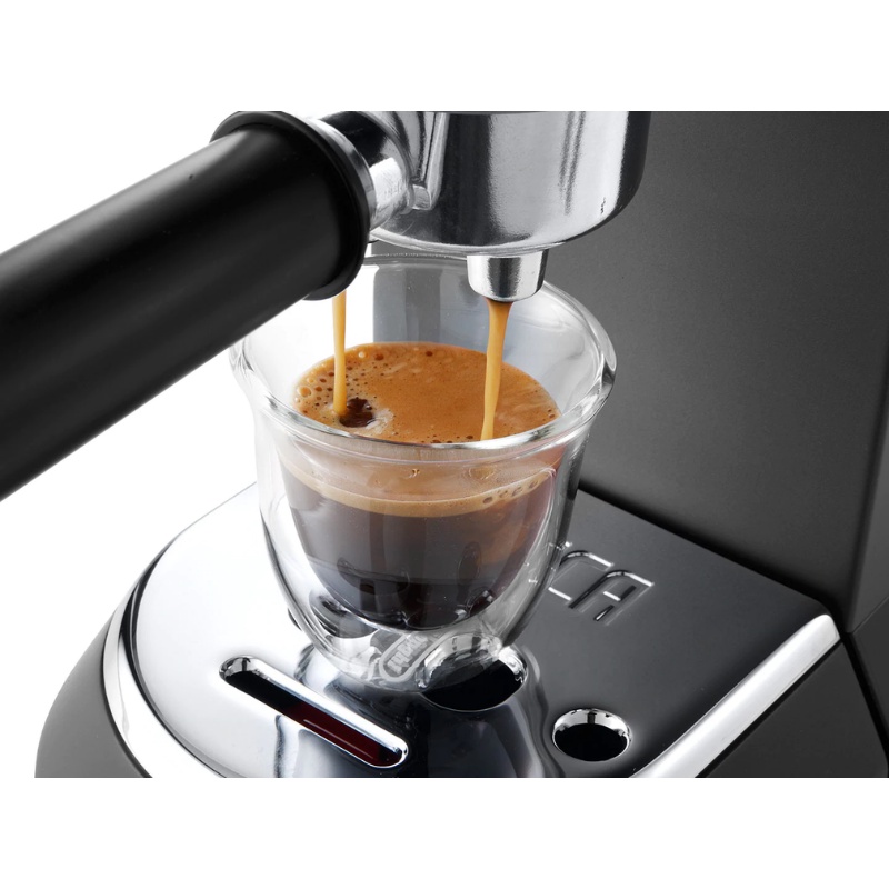 [Mã ELHADEV giảm 4% đơn 300K] Máy pha cafe espresso DeLonghi EC685.BK màu đen