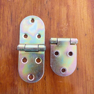 Bản lề thắt lưng sắt 2 cái