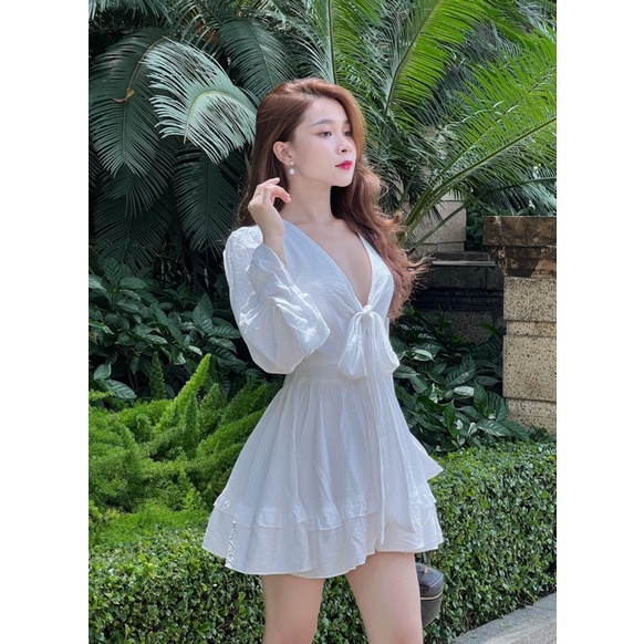 Đầm đũi gân trắng thắt nơ ngực