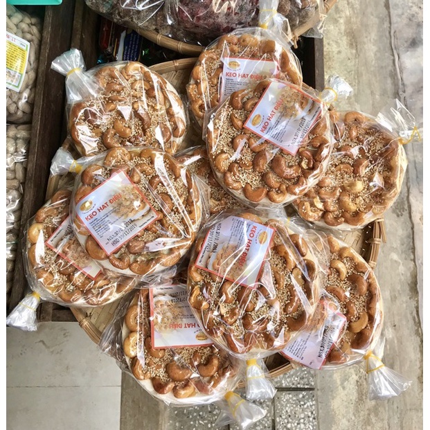 1 Bịch (2 miếng) Kẹo Hạt Điều Lê Trang đặc sản Tây Ninh