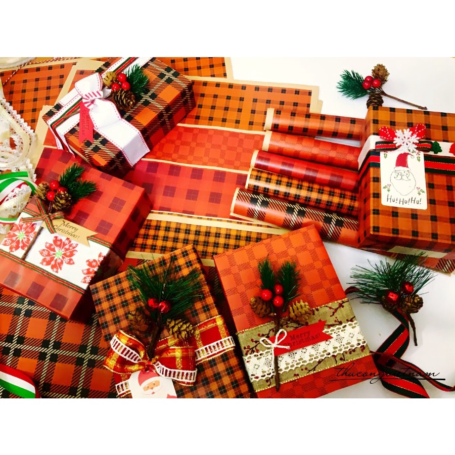 Giấy gói quà kraft Nhật A3 tông đỏ