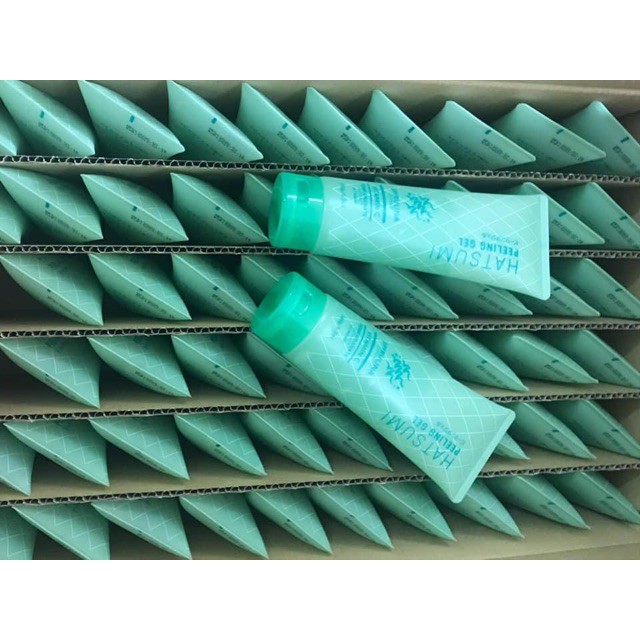 [Quà] Gel tẩy tế bào chết từ Tảo Xoắn và Vitamin C HATSUMI PEELING GEL | BigBuy360 - bigbuy360.vn
