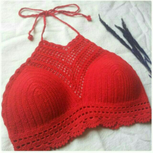 Bikini móc len