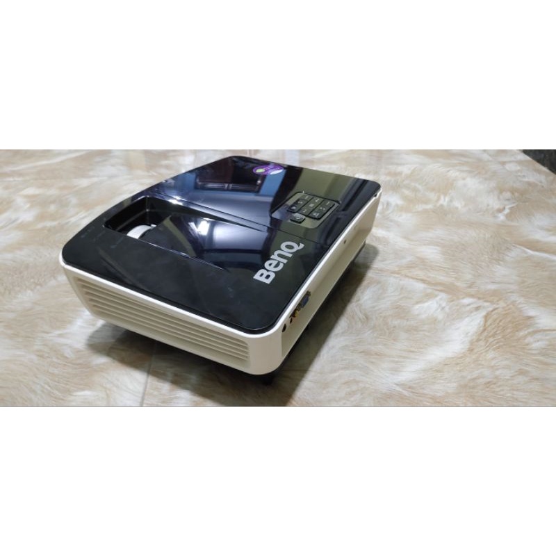Máy chiếu BenQ MX661