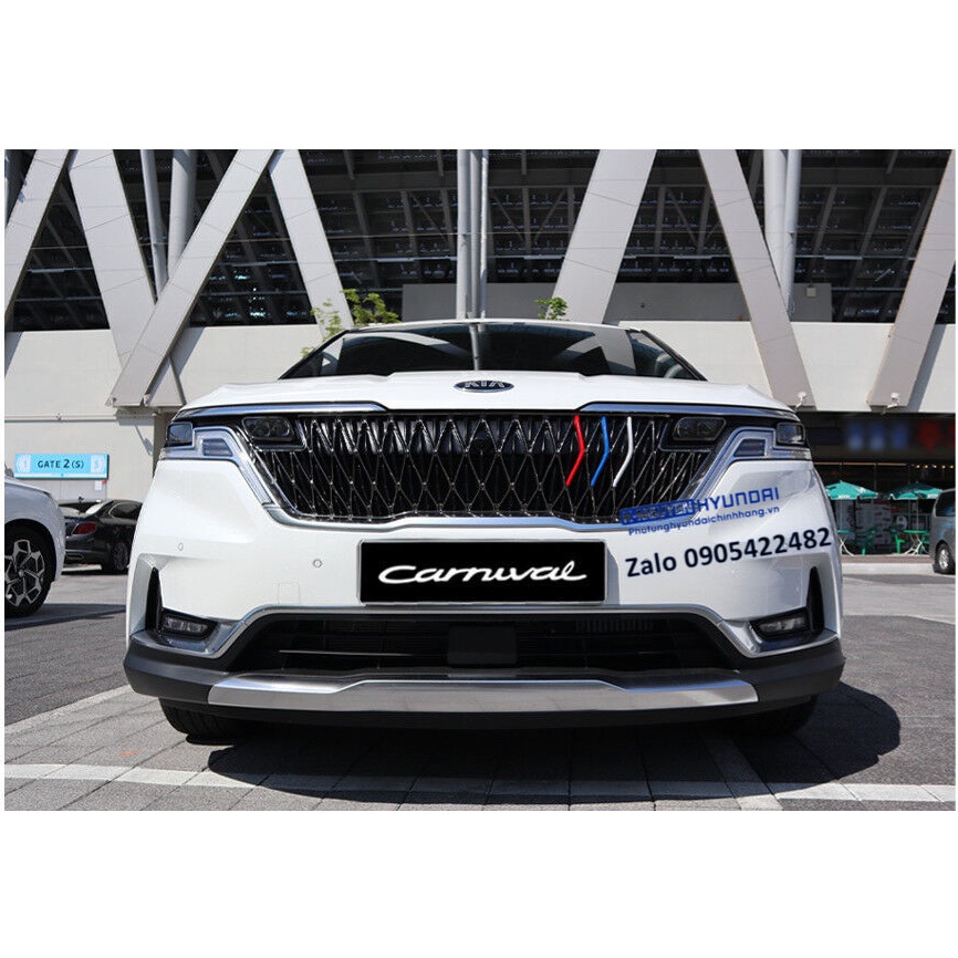 Sọc màu trang trí dán trên calang xe Carnival mới