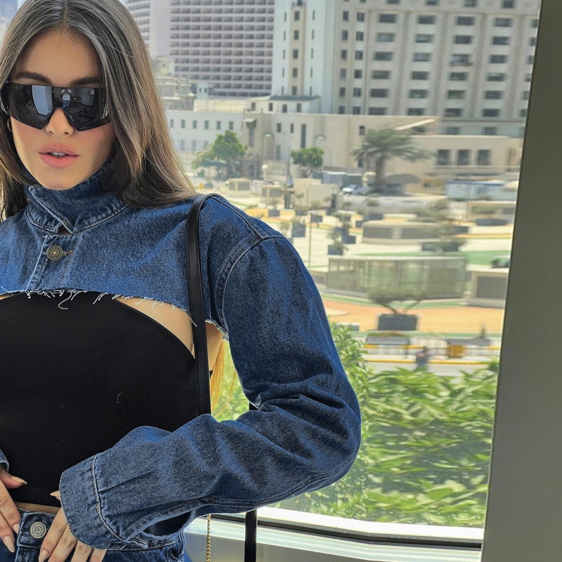 Áo Khoác Denim Tay Dài Cổ Bẻ Phối Nút Thời Trang Đường Phố Cá Tính Cho Nữ