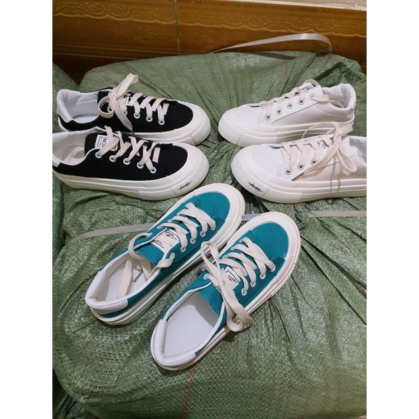 Giày thể thao phản quang, vải cavas đế bánh mì | BigBuy360 - bigbuy360.vn