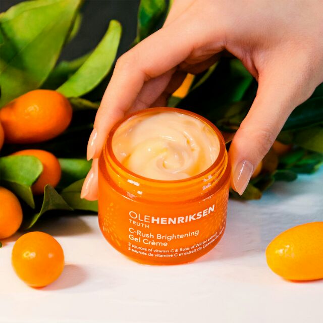 Kem dưỡng sáng da Ole Henriksen C Rush Bightening Gel Creme