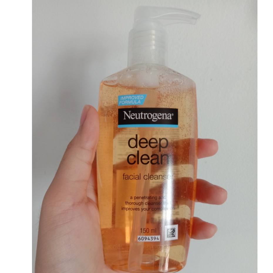 Sữa Rửa Mặt Neutrogena Làm Sạch Sâu Dạng Gel Facial Cleanser Deep Clean 150ml | BigBuy360 - bigbuy360.vn