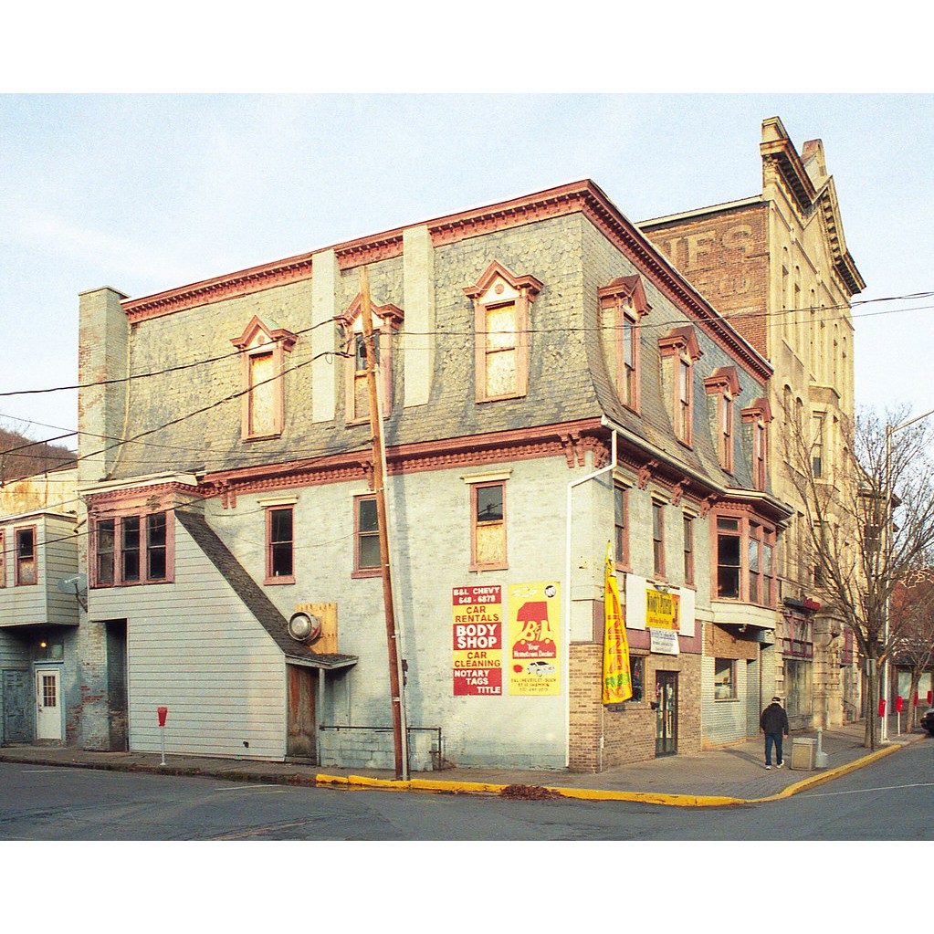 Phim chụp ảnh màu của Đức WOLFEN COLOR NC500 36EXP date 11/2025 film 35mm tráng C41