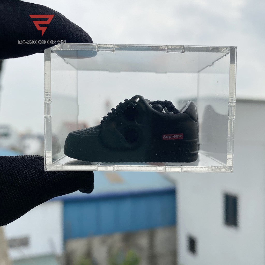 Móc khóa giày Nike Air Force 1 Low tỉ lệ 1:6