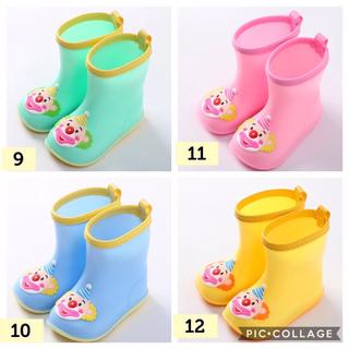 Ủng đi mưa cho bé
