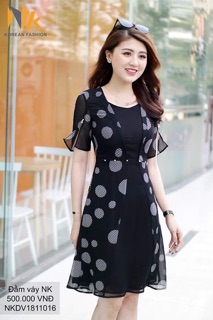 Đầm xoè voan tròn kẻ