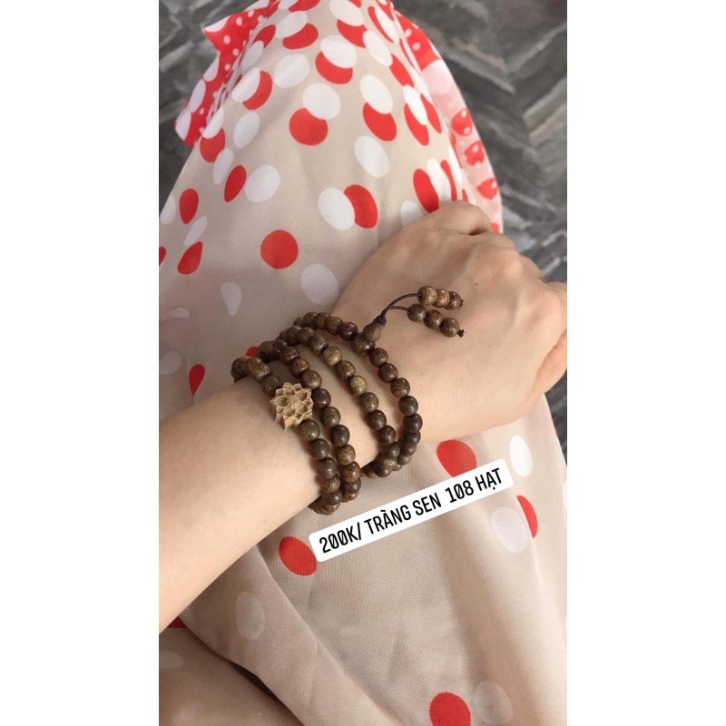 Vòng gỗ trầm tốc vườn, gỗ già, vân gỗ nhiều