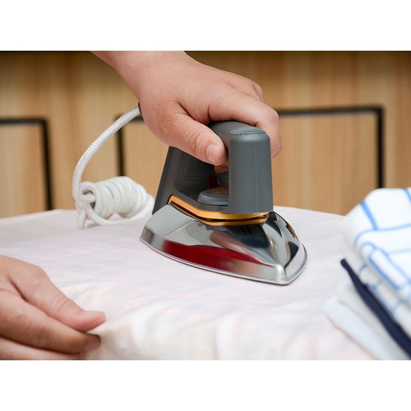 Bàn ủi philips HD1172 huyền thoại đế inox