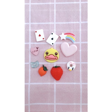 Set 10 charm theo chủ đề