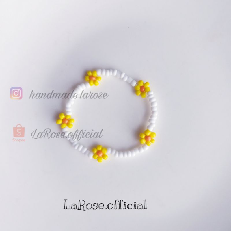 Các mẫu vòng tay hạt cườm