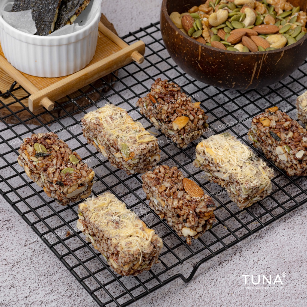 Thanh Gạo Lứt Chà Bông/ Rong Biển Kẹp Hạt By Tuna