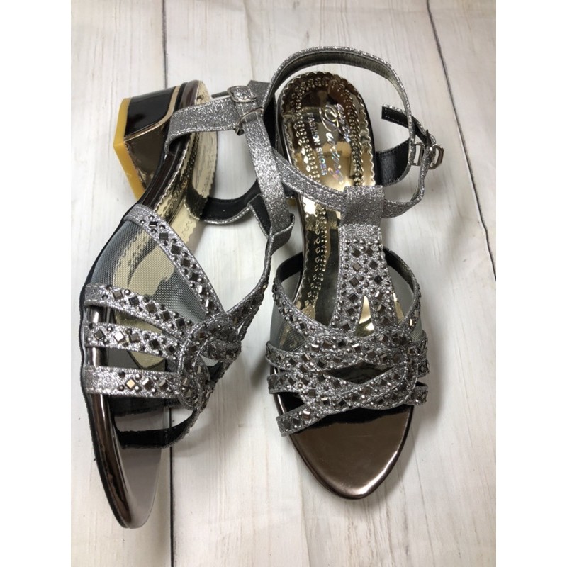 Sandal trung niên số lớn big size 38–42