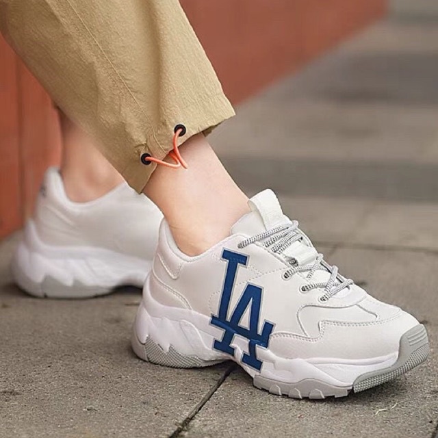 Giày độn đế MLB ny,boston la trắng chữ xanh thể thao sneaker nam nữ Hot trend tăng chiều cao đế 5 phân