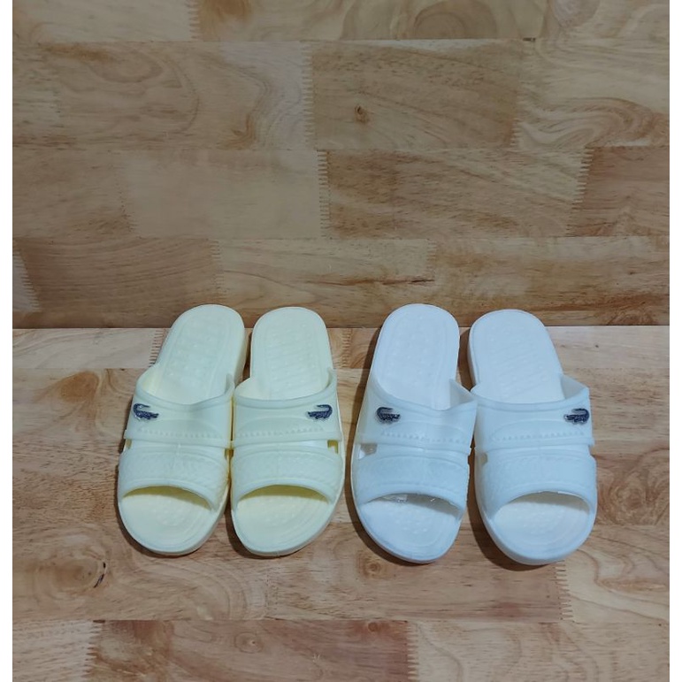 Dép nhựa nam hiệu cá sấu