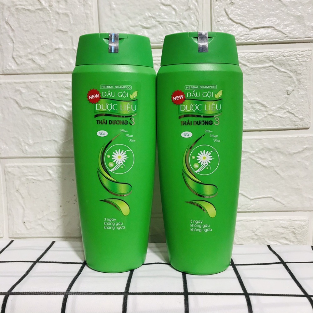 Dầu Gội Dược Liệu Thái Dương 3 Và 7 Chai 200ml