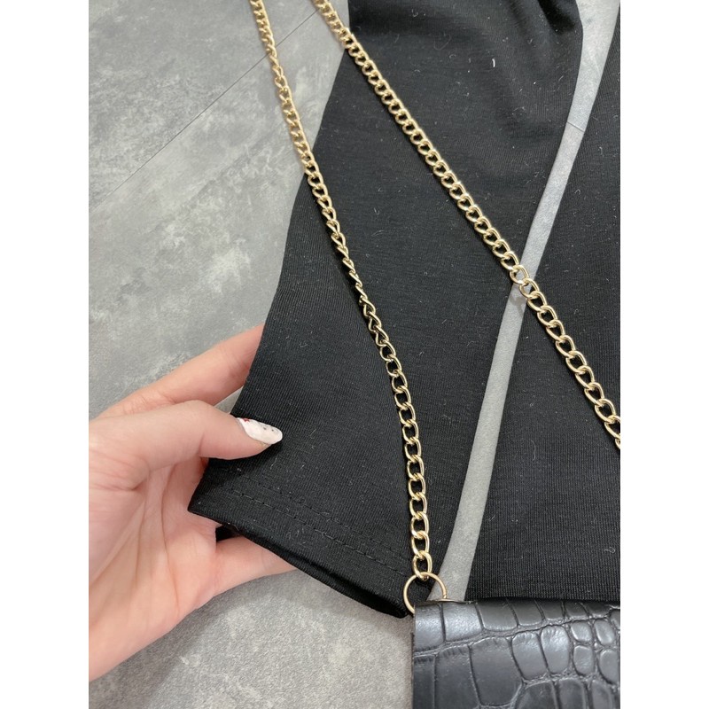 Váy Xuông Cổ Ren sang chảnh