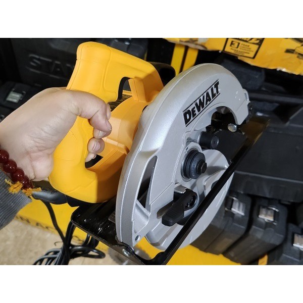 CHÍNH HÃNG - Máy cưa gỗ cầm tay 1200W đường kính đĩa 185mm DeWalt DWE561