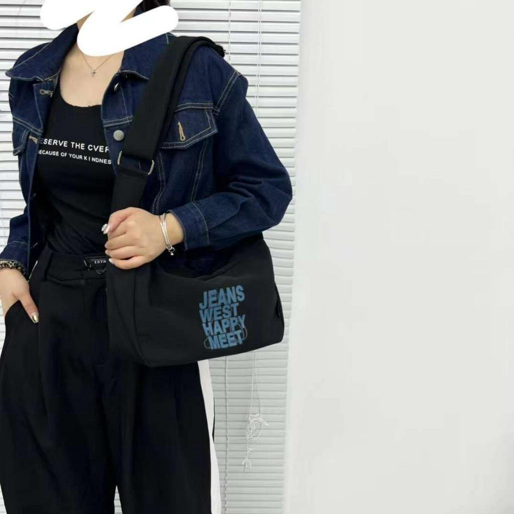 Túi đeo chéo nữ vải dù màu đen trơn thời trang basic hàn quốc học sinh sinh viên đi học đi chơi C9342