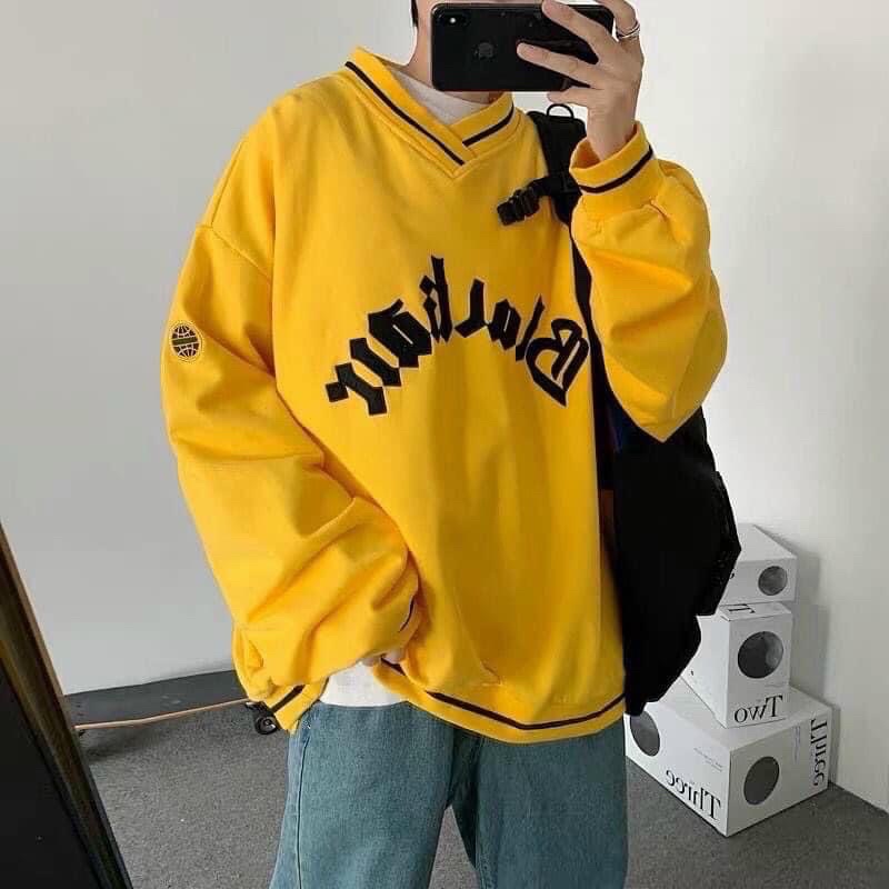 Áo Nỉ Sweater Unisex dáng rộng cổ tim phối viền trắng nổi chữ | BigBuy360 - bigbuy360.vn