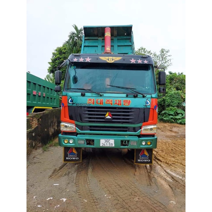 Chắn bùn Howo giá chỉ từ 230k - 530k 1 cặp