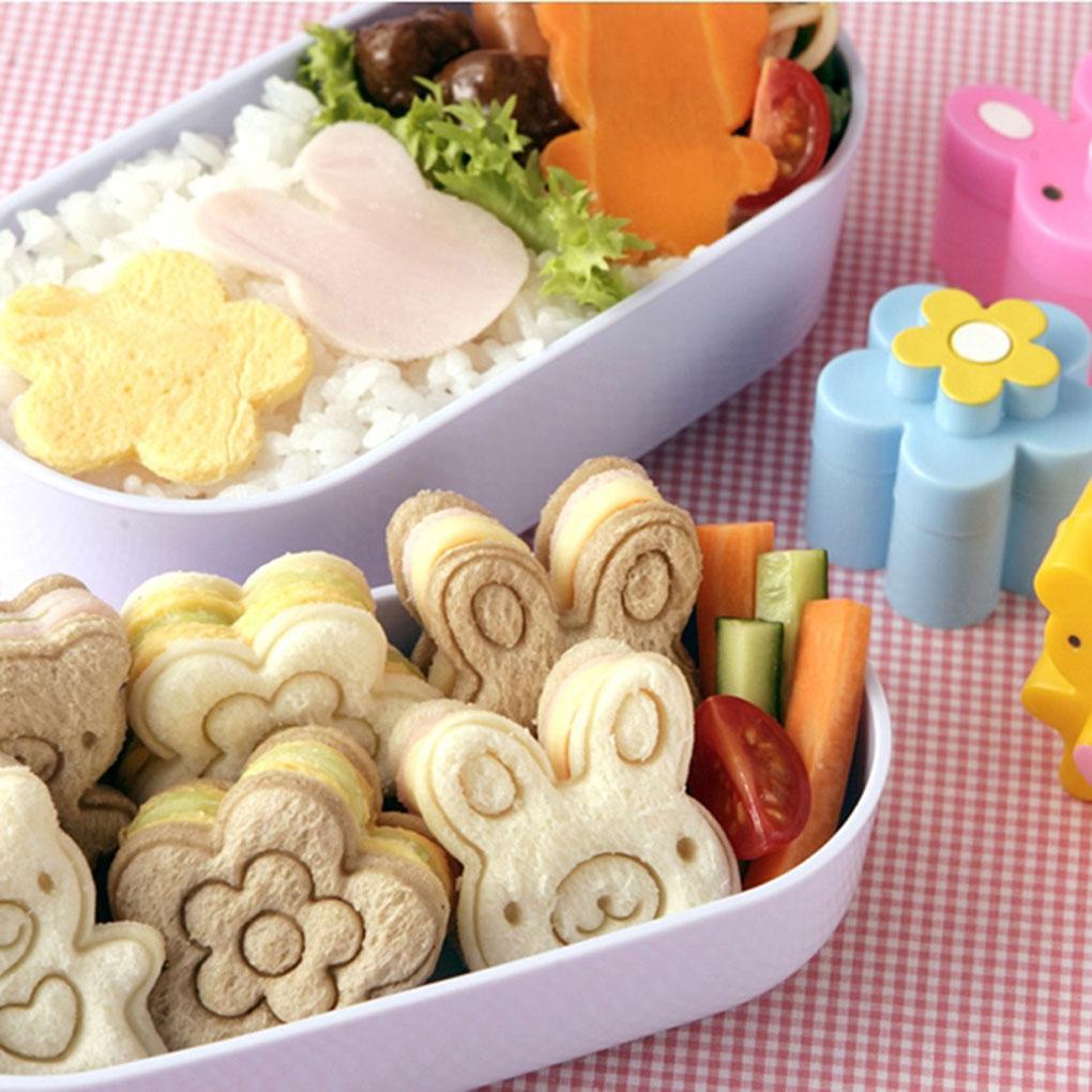 Set 3 Khuôn Làm Bánh Sandwich Tạo Họa Tiết Động Vật Đáng Yêu Tiện Dụng