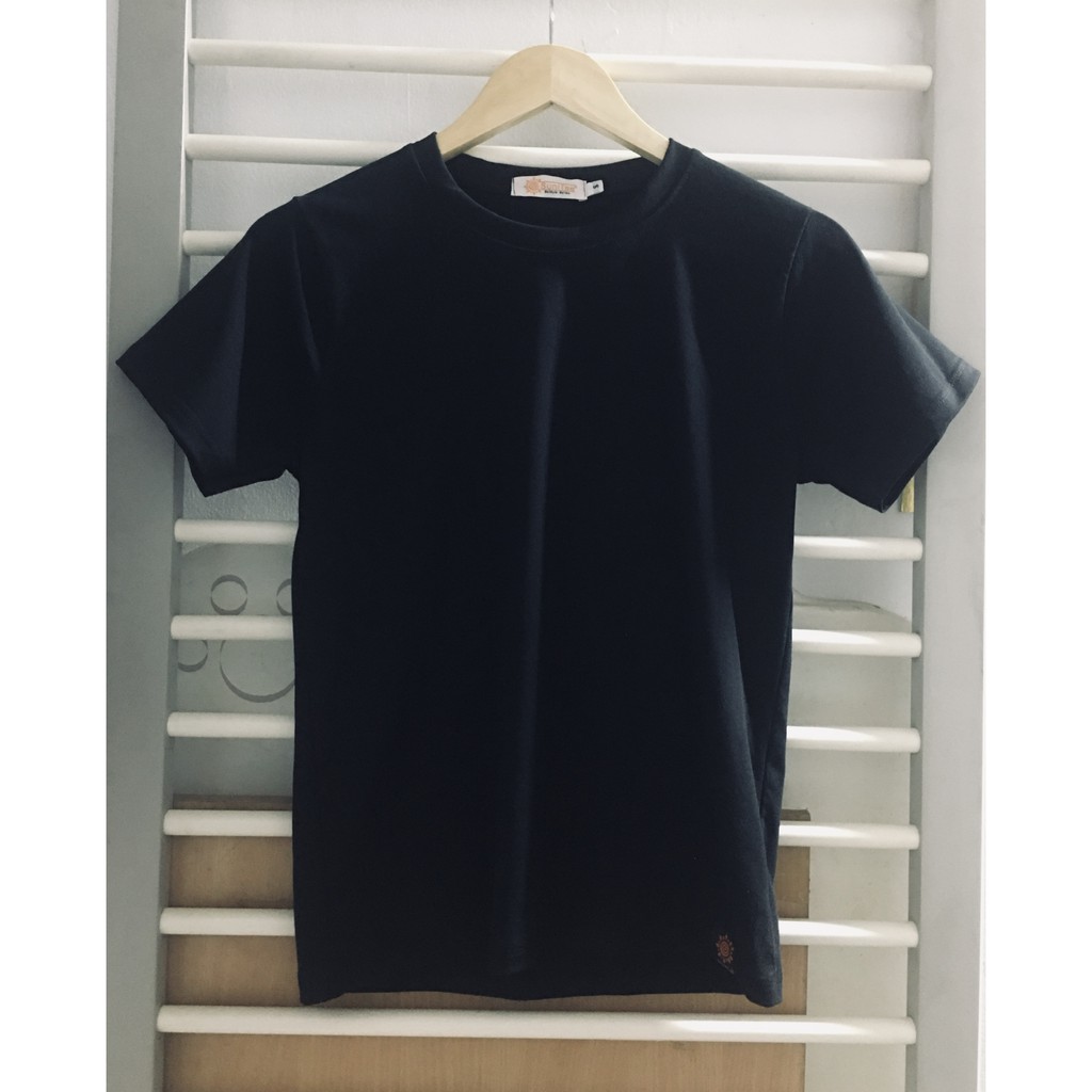 ÁO THUN TRƠN SIÊU HOT 2 MÀU TRẮNG, ĐEN SUNITEE chất thun COTTON 4 chiều, dày mềm, hút mồ hôi tốt, khô nhanh | BigBuy360 - bigbuy360.vn