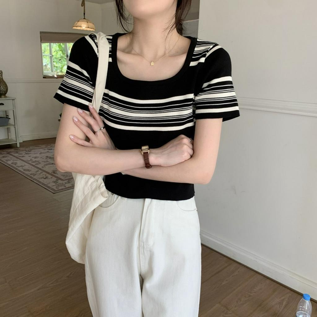 Áo Kiểu Cổ Vuông Họa Tiết Kẻ Sọc Thời Trang Hàn Quốc Xinh Xắn Cho Nữ