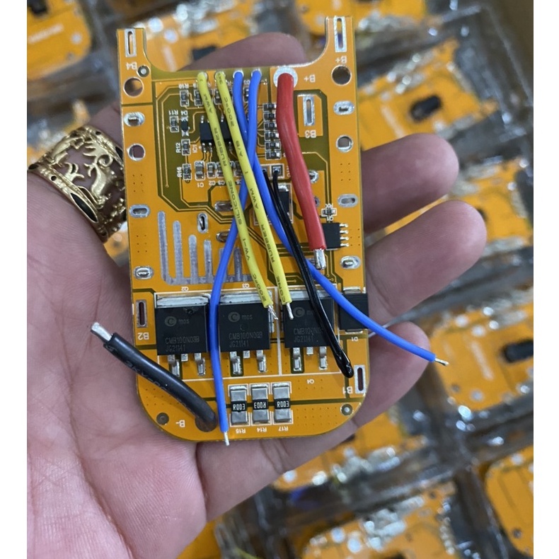 Mạch 5S Makita 3Fet 80a đời mới 3 trở shunt dành cho máy tải lớn. chạy máy 3 chân