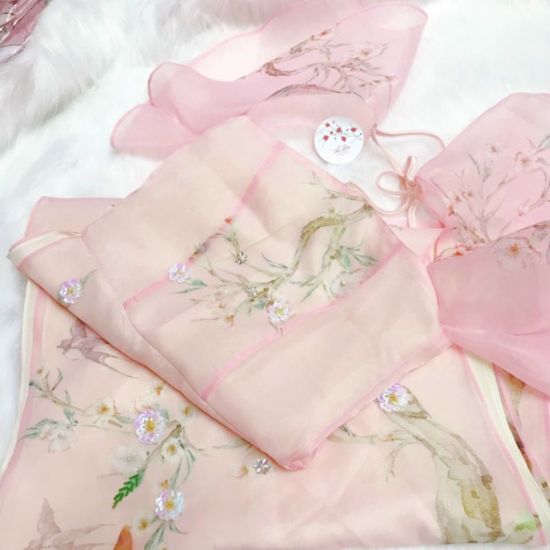 TẶNG MẤN Áo dài hồng tiểu thư tay loe cổ yếm buộc sang choảnh chất liệu oganza đẹp may kỹ bọc viền không rặm không ngứa