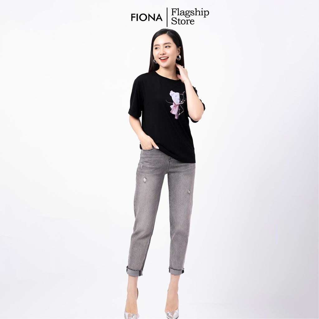 Áo thun nữ Fiona cổ tròn dáng suông áo phông nữ in họa tiết hình gấu cách điệu trẻ trung F521167