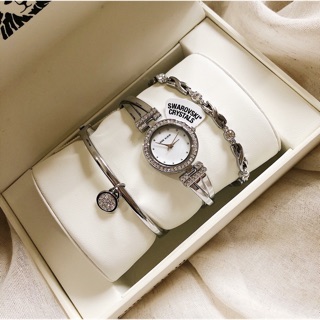 Set anne klein