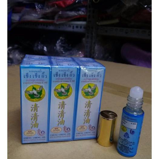 Dầu Lăn Thảo Dược Cheng Cheng Oil Thái Lan 5mL