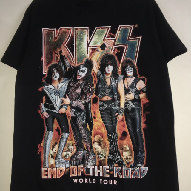 Áo Kiss còn size XL