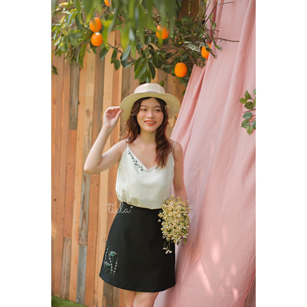 [Mã SKAMCLU7 giảm 10% tối đa 50K đơn 0Đ] Chân váy thêu hoa bồ công anh | BigBuy360 - bigbuy360.vn