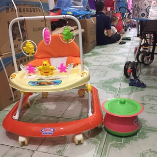 Xe tập đi AA1